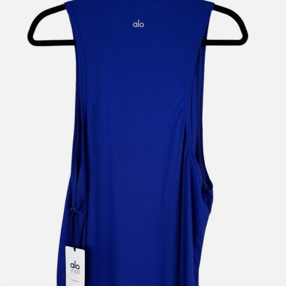 NWOT ALO Yoga Heat Wave Tank Top Ribbed Muscle Sapphire Blue - Picture 2 of 3